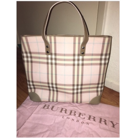 Burberry Handbags - {burberry} nova candy check/latte medium tote